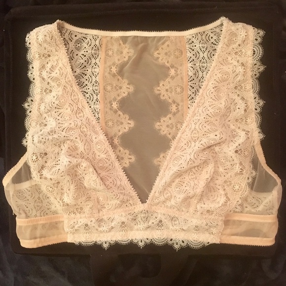 SOLD Victoria’s Secret Dream Angels Bralette - Picture 2 of 12